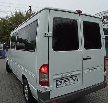 Мерседес Sprinter, объемом двигателя 2.2 л и пробегом 310 тыс. км за 8400 $, фото 3 на Automoto.ua