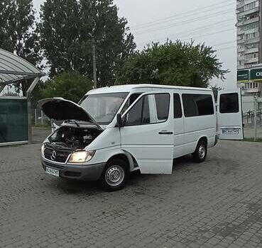 Мерседес Sprinter, объемом двигателя 2.2 л и пробегом 310 тыс. км за 8400 $, фото 34 на Automoto.ua