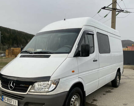 Мерседес Sprinter, объемом двигателя 2.2 л и пробегом 680 тыс. км за 8999 $, фото 3 на Automoto.ua