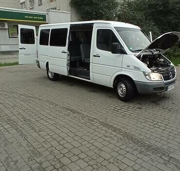 Мерседес Sprinter, объемом двигателя 2.2 л и пробегом 310 тыс. км за 8400 $, фото 30 на Automoto.ua