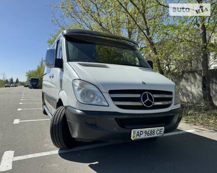 Мерседес Sprinter, объемом двигателя 2.15 л и пробегом 302 тыс. км за 12500 $, фото 1 на Automoto.ua