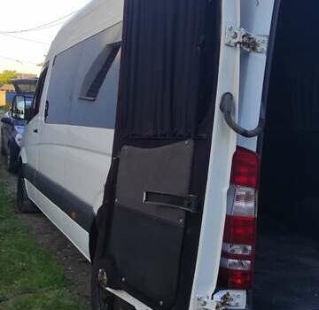 Мерседес Sprinter, объемом двигателя 2.2 л и пробегом 70 тыс. км за 15000 $, фото 15 на Automoto.ua