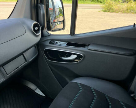 Мерседес Sprinter, объемом двигателя 3 л и пробегом 320 тыс. км за 53000 $, фото 4 на Automoto.ua