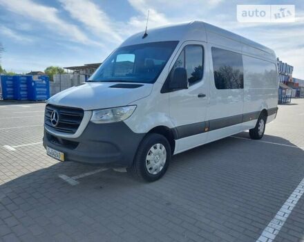 Мерседес Sprinter, об'ємом двигуна 2 л та пробігом 300 тис. км за 31521 $, фото 2 на Automoto.ua