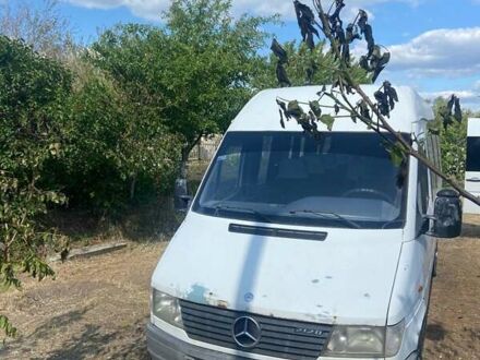 Мерседес Sprinter, объемом двигателя 2.3 л и пробегом 610 тыс. км за 7000 $, фото 1 на Automoto.ua