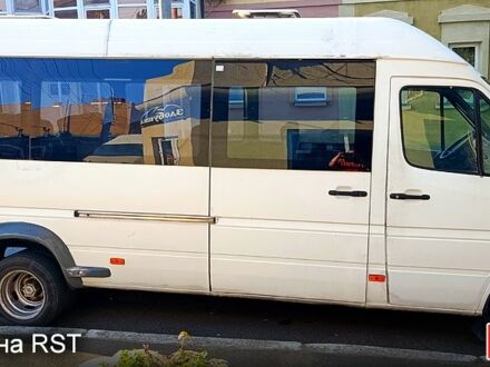 Мерседес Sprinter, объемом двигателя 2.9 л и пробегом 400 тыс. км за 8000 $, фото 1 на Automoto.ua
