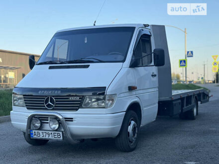 Мерседес Sprinter, объемом двигателя 2.9 л и пробегом 300 тыс. км за 14500 $, фото 1 на Automoto.ua