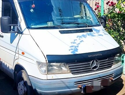 Мерседес Sprinter, об'ємом двигуна 2.3 л та пробігом 100 тис. км за 4300 $, фото 1 на Automoto.ua