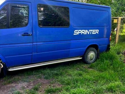 Мерседес Sprinter, объемом двигателя 2.9 л и пробегом 200 тыс. км за 5700 $, фото 1 на Automoto.ua