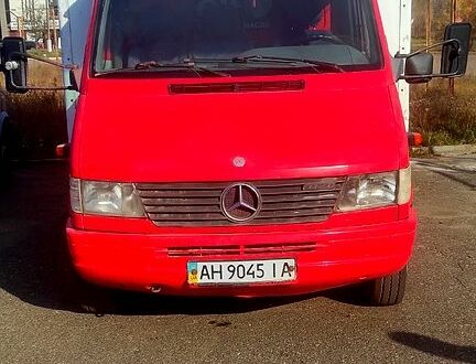 Мерседес Sprinter, объемом двигателя 2.2 л и пробегом 720 тыс. км за 8500 $, фото 1 на Automoto.ua