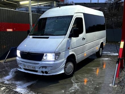 Мерседес Sprinter, объемом двигателя 2.9 л и пробегом 200 тыс. км за 3500 $, фото 1 на Automoto.ua