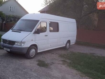 Мерседес Sprinter, объемом двигателя 0 л и пробегом 500 тыс. км за 4000 $, фото 1 на Automoto.ua
