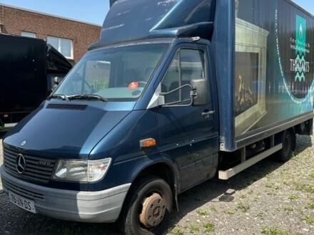 Мерседес Sprinter, объемом двигателя 2.9 л и пробегом 285 тыс. км за 13900 $, фото 1 на Automoto.ua