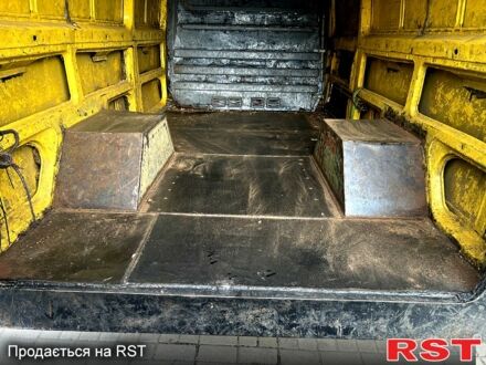 Мерседес Sprinter, об'ємом двигуна 2.9 л та пробігом 258 тис. км за 5200 $, фото 1 на Automoto.ua