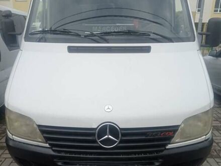Мерседес Sprinter 2000 в Львове на Automoto.ua Мерседес Sprinter, объемом двигателя 0 л и пробегом 684 тыс. км за 5600 $, фото 1 на Automoto.ua