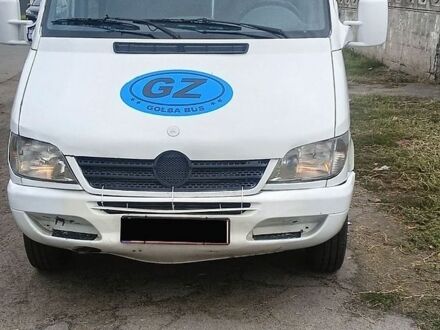 Мерседес Sprinter, объемом двигателя 0 л и пробегом 200 тыс. км за 4200 $, фото 1 на Automoto.ua