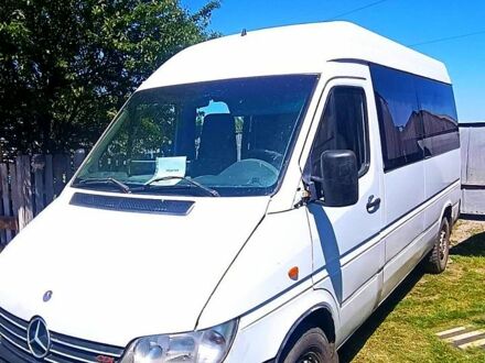 Мерседес Sprinter, объемом двигателя 22 л и пробегом 400 тыс. км за 5000 $, фото 1 на Automoto.ua
