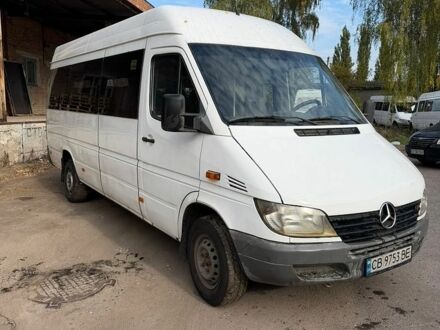 Мерседес Sprinter, объемом двигателя 2.1 л и пробегом 300 тыс. км за 11800 $, фото 1 на Automoto.ua