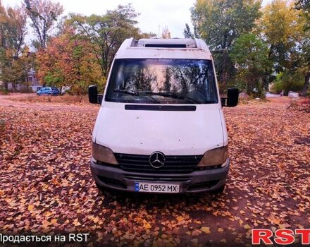 Мерседес Sprinter, объемом двигателя 2.2 л и пробегом 270 тыс. км за 4300 $, фото 1 на Automoto.ua