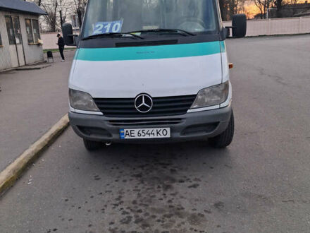 Мерседес Sprinter 2001 у Кривому Розі на Automoto.ua Мерседес Sprinter, об'ємом двигуна 2.1 л та пробігом 870 тис. км за 6700 $, фото 1 на Automoto.ua