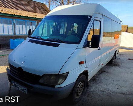 Мерседес Sprinter, объемом двигателя 2.2 л и пробегом 270 тыс. км за 5300 $, фото 1 на Automoto.ua
