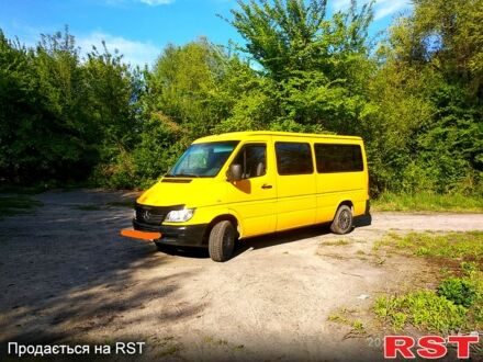 Мерседес Sprinter, объемом двигателя 2.2 л и пробегом 440 тыс. км за 5700 $, фото 1 на Automoto.ua