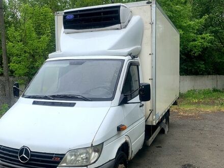 Мерседес Sprinter 2002 в Днепре (Днепропетровске) на Automoto.ua Мерседес Sprinter, объемом двигателя 2.7 л и пробегом 800 тыс. км за 6800 $, фото 1 на Automoto.ua