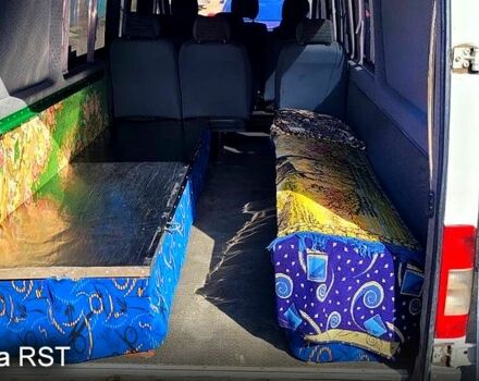 Мерседес Sprinter, объемом двигателя 3 л и пробегом 100 тыс. км за 590 $, фото 1 на Automoto.ua