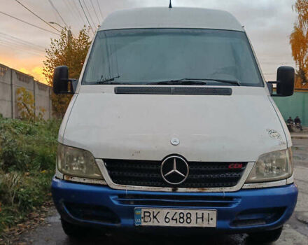 Мерседес Sprinter 2003 в Ровно на Automoto.ua Мерседес Sprinter, объемом двигателя 2.2 л и пробегом 741 тыс. км за 5700 $, фото 1 на Automoto.ua