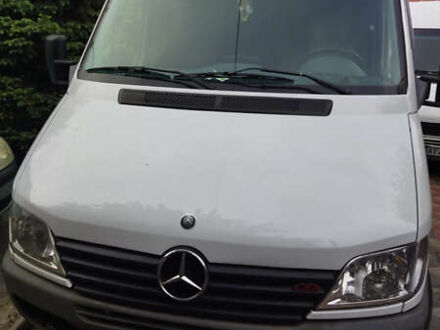 Мерседес Sprinter 2003 в Черновцах на Automoto.ua Мерседес Sprinter, объемом двигателя 2.2 л и пробегом 155 тыс. км за 10000 $, фото 1 на Automoto.ua