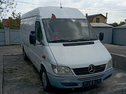 Мерседес Sprinter 2004 в Киеве на Automoto.ua Мерседес Sprinter, объемом двигателя 2.2 л и пробегом 307 тыс. км за 9000 $, фото 1 на Automoto.ua
