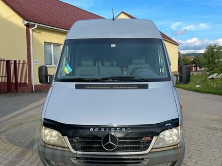 Мерседес Sprinter, об'ємом двигуна 2.2 л та пробігом 430 тис. км за 8200 $, фото 1 на Automoto.ua