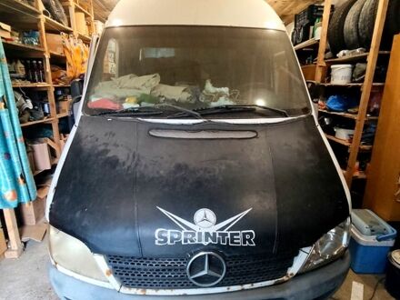 Мерседес Sprinter, об'ємом двигуна 2.2 л та пробігом 590 тис. км за 3500 $, фото 1 на Automoto.ua