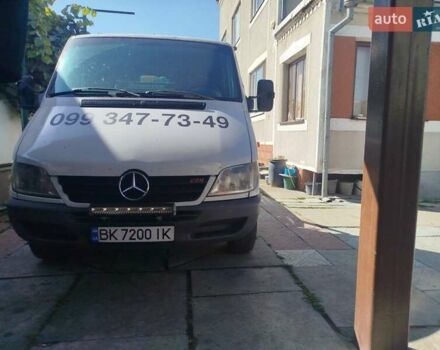 Мерседес Sprinter, об'ємом двигуна 2.7 л та пробігом 614 тис. км за 10000 $, фото 1 на Automoto.ua