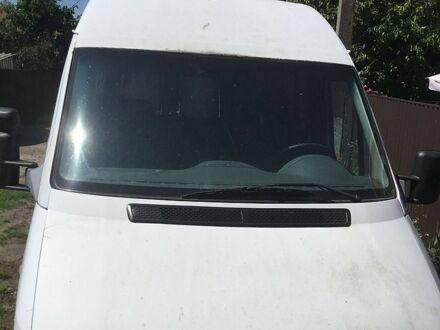 Мерседес Sprinter, объемом двигателя 2.1 л и пробегом 490 тыс. км за 6000 $, фото 1 на Automoto.ua