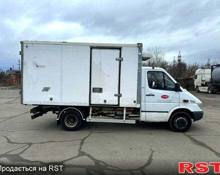 Мерседес Sprinter, объемом двигателя 2.2 л и пробегом 171 тыс. км за 8400 $, фото 3 на Automoto.ua