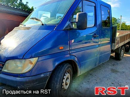 Мерседес Sprinter, объемом двигателя 2.2 л и пробегом 400 тыс. км за 3500 $, фото 1 на Automoto.ua