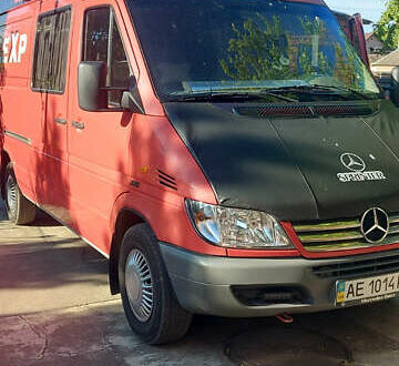 Мерседес Sprinter 2005 у Дніпро (Дніпропетровську) на Automoto.ua Мерседес Sprinter, об'ємом двигуна 2.15 л та пробігом 680 тис. км за 8000 $, фото 1 на Automoto.ua