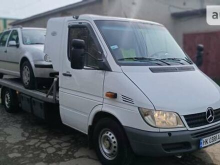 Мерседес Sprinter, объемом двигателя 2.7 л и пробегом 499 тыс. км за 13900 $, фото 1 на Automoto.ua