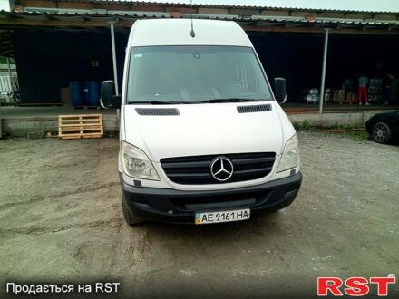 Мерседес Sprinter, объемом двигателя 2.1 л и пробегом 512 тыс. км за 11500 $, фото 1 на Automoto.ua