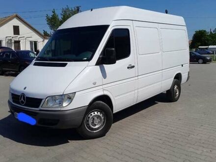 Мерседес Sprinter, объемом двигателя 2.2 л и пробегом 350 тыс. км за 12500 $, фото 1 на Automoto.ua