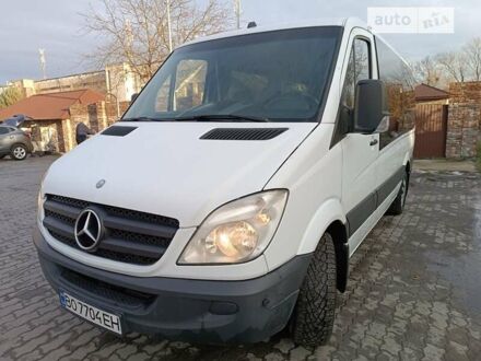 Мерседес Sprinter, объемом двигателя 2.2 л и пробегом 400 тыс. км за 11800 $, фото 1 на Automoto.ua