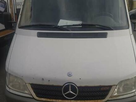 Мерседес Sprinter 2008 в Киеве на Automoto.ua Мерседес Sprinter, объемом двигателя 4.7 л и пробегом 488 тыс. км за 14700 $, фото 1 на Automoto.ua
