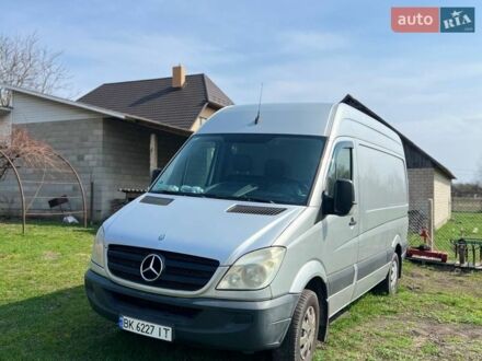 Мерседес Sprinter, объемом двигателя 2.1 л и пробегом 425 тыс. км за 9951 $, фото 1 на Automoto.ua