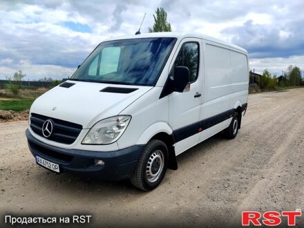 Мерседес Sprinter, объемом двигателя 2.2 л и пробегом 270 тыс. км за 10300 $, фото 1 на Automoto.ua