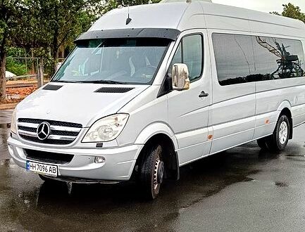 Мерседес Sprinter, об'ємом двигуна 3 л та пробігом 500 тис. км за 42500 $, фото 1 на Automoto.ua