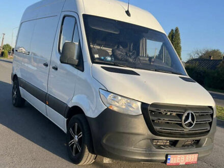 Мерседес Sprinter, объемом двигателя 2.2 л и пробегом 210 тыс. км за 22900 $, фото 1 на Automoto.ua