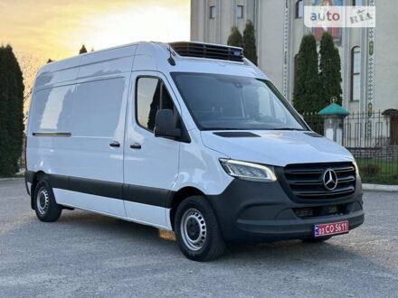 Мерседес Sprinter, объемом двигателя 0 л и пробегом 253 тыс. км за 25300 $, фото 1 на Automoto.ua