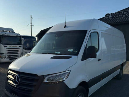 Мерседес Sprinter, объемом двигателя 1.95 л и пробегом 300 тыс. км за 37074 $, фото 1 на Automoto.ua