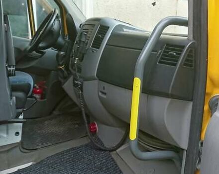 Желтый Мерседес Sprinter, объемом двигателя 2.14 л и пробегом 450 тыс. км за 28800 $, фото 15 на Automoto.ua